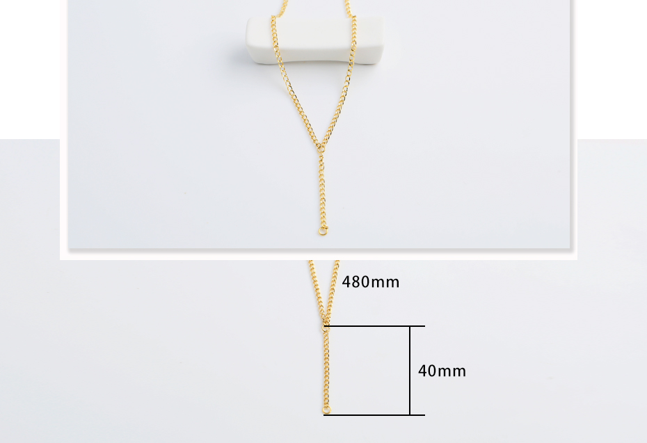 Simple strip necklace