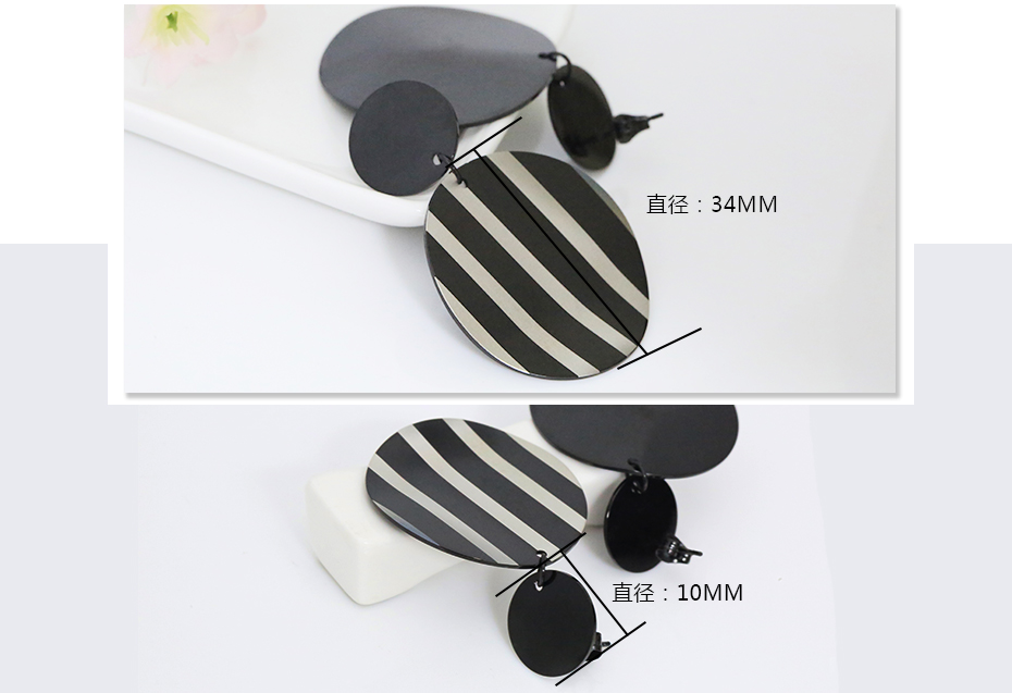 Fashion striped round earrings