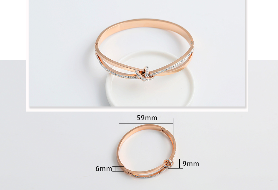 Bow-shaped bracelet