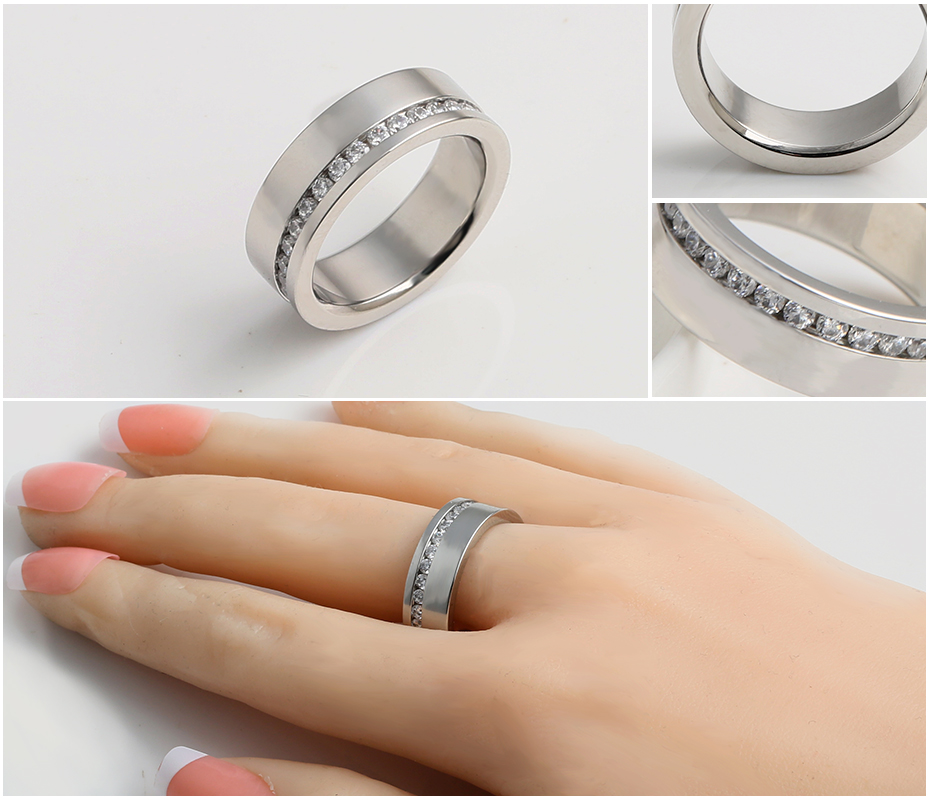 Wide-faced single row diamond-studded titanium steel ring