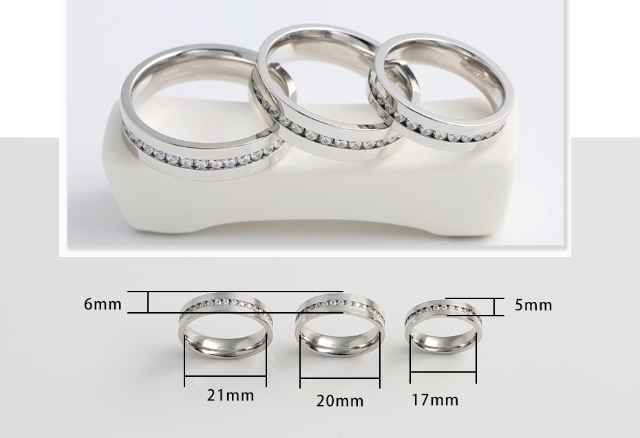 Simple diamond-studded titanium steel ring